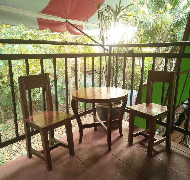 Ban Khun Rin Homestay Amphava Kültér fotó