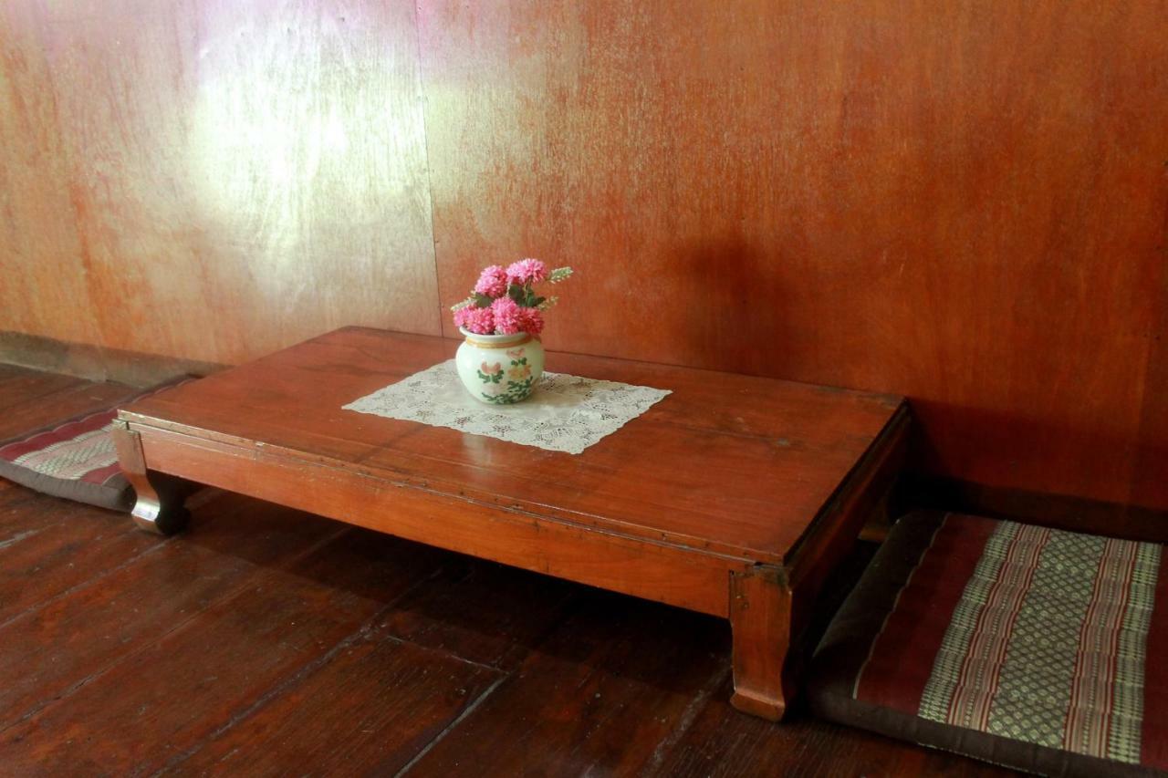 Ban Khun Rin Homestay Amphava Kültér fotó