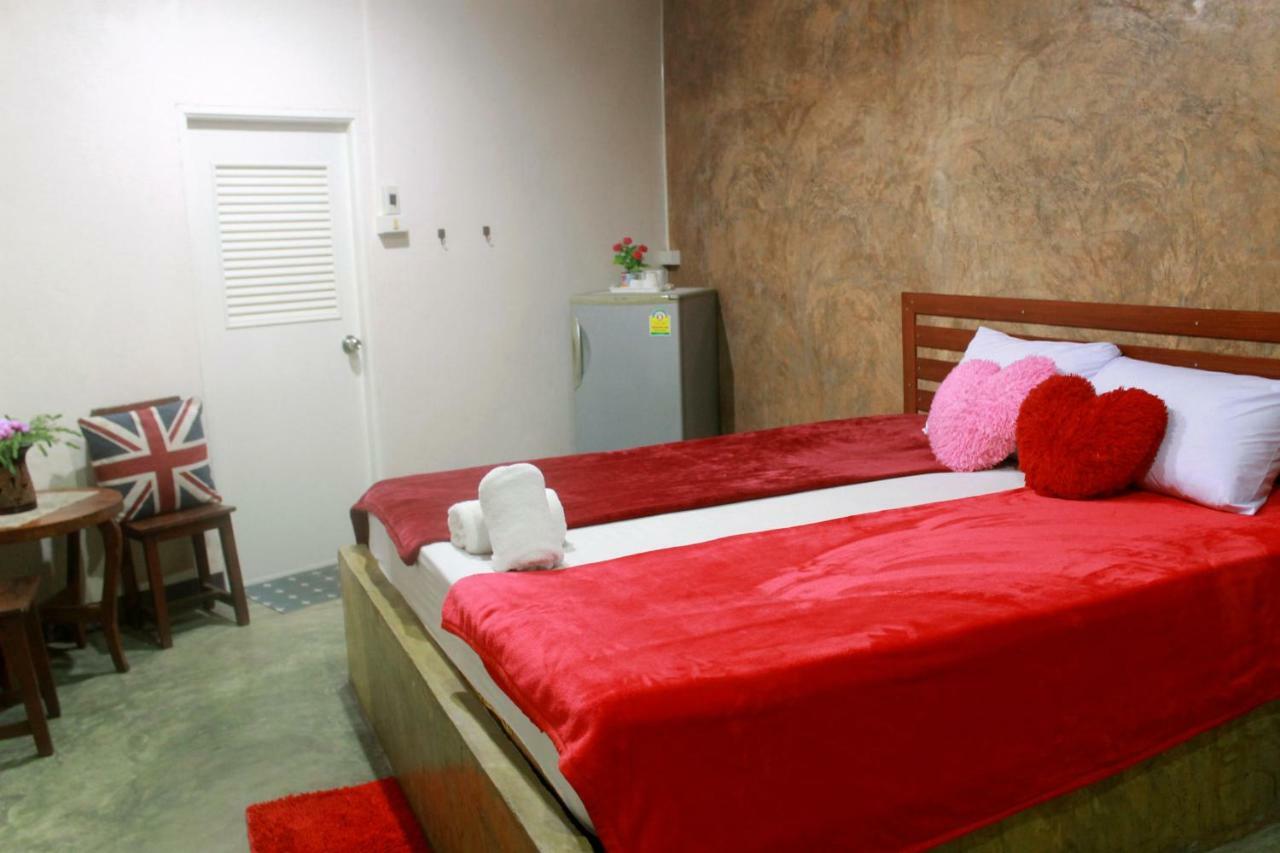 Ban Khun Rin Homestay Amphava Kültér fotó